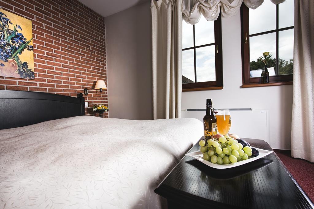 Hotel Purkmistr Пилзен Екстериор снимка