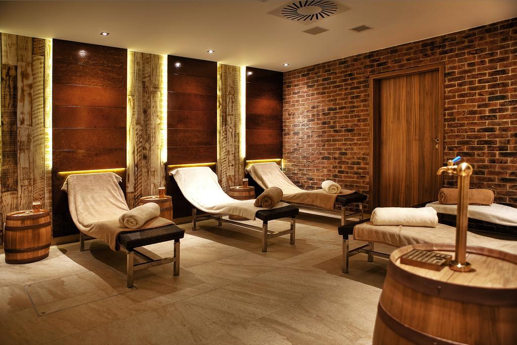 Hotel Purkmistr Пилзен Екстериор снимка